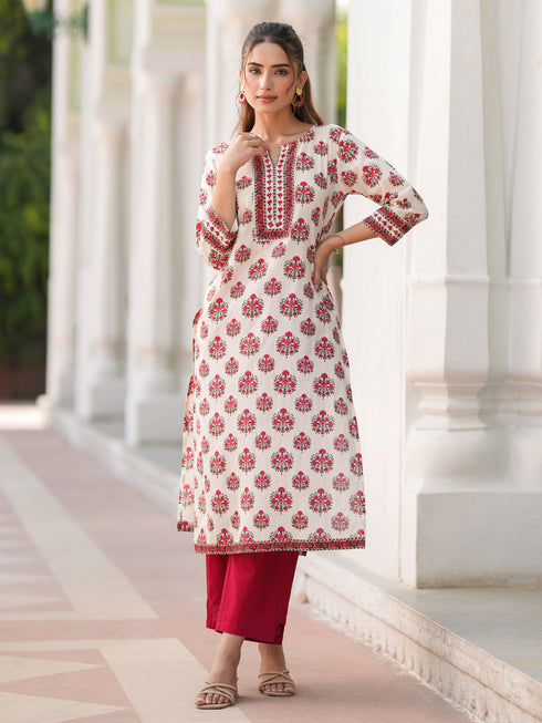 Women Ethnic Motifs Printed Round Neck Thread Work Kurta